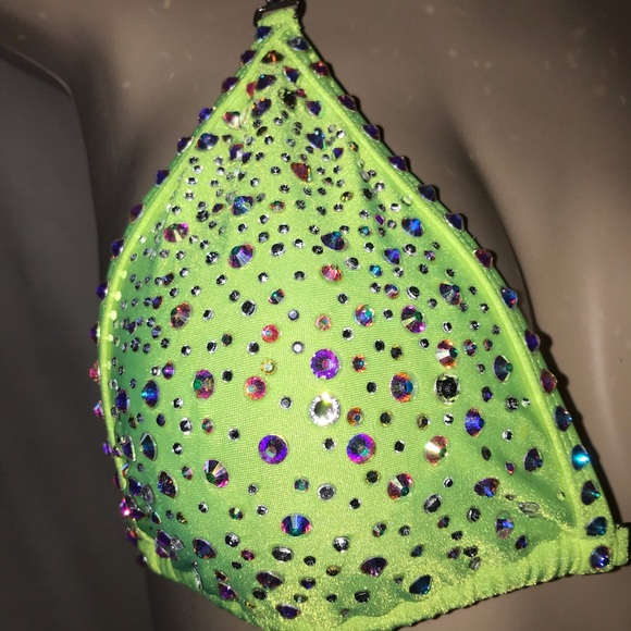 Competition bikini - Picture 2 of 8